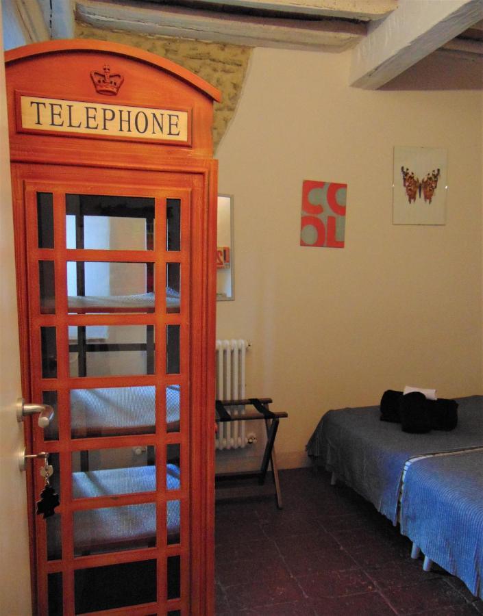 B&B Un Posto Nel Mondo Siena Exterior photo