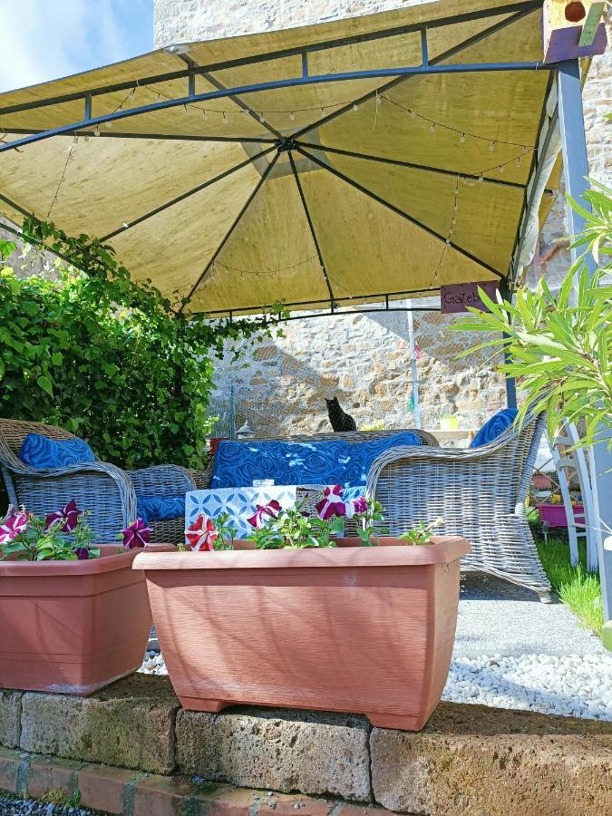 B&B Un Posto Nel Mondo Siena Exterior photo